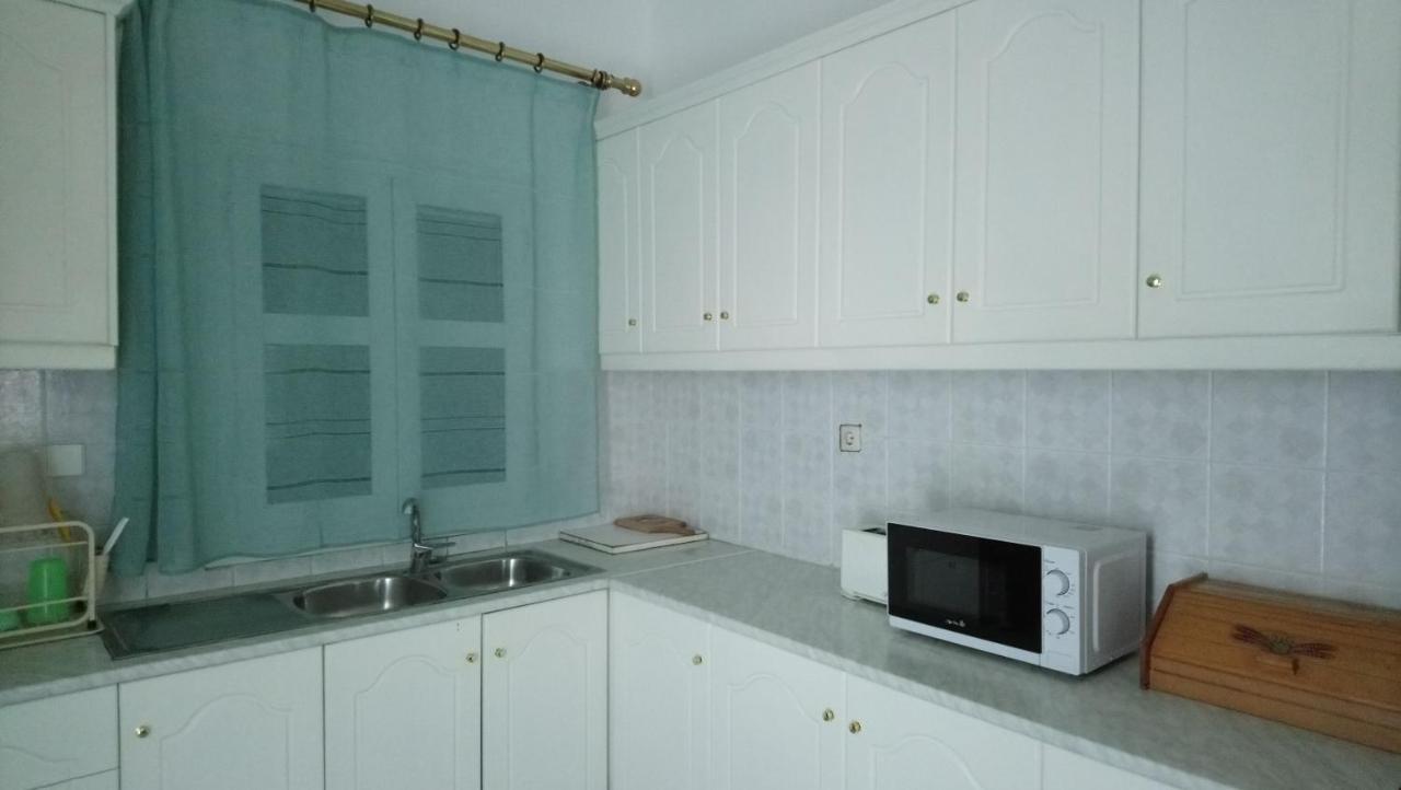 Vacation House In Stroggili Агіос Іоанніс Перістеріон Екстер'єр фото