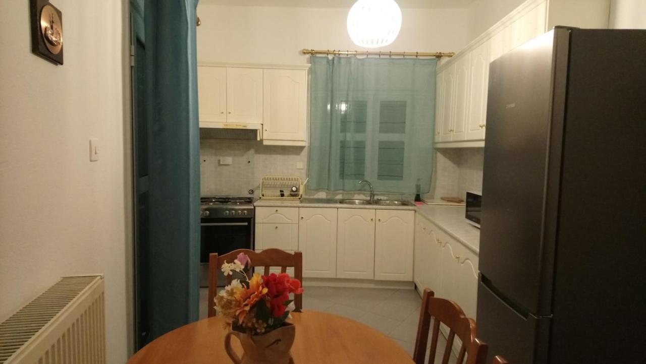 Vacation House In Stroggili Агіос Іоанніс Перістеріон Екстер'єр фото